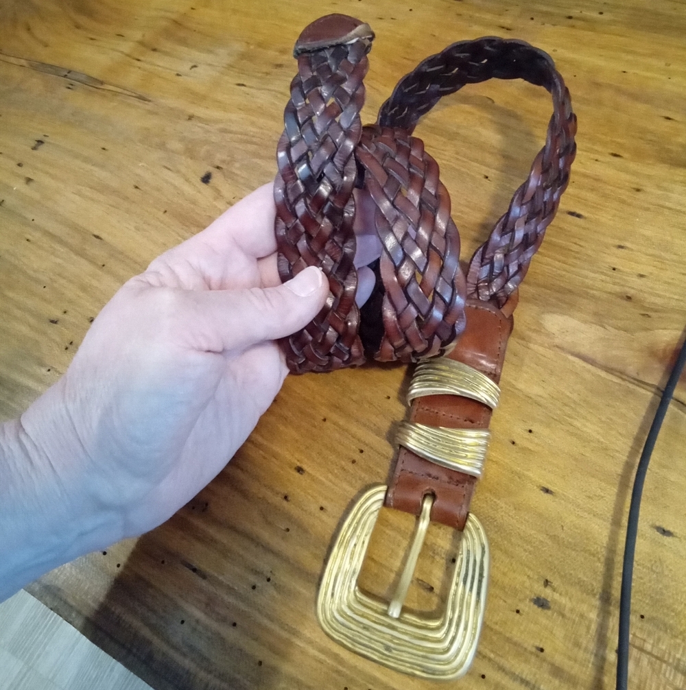 Doncaster Vintage Size M 32" Brown Braided Leather Belt with Gold Buckle